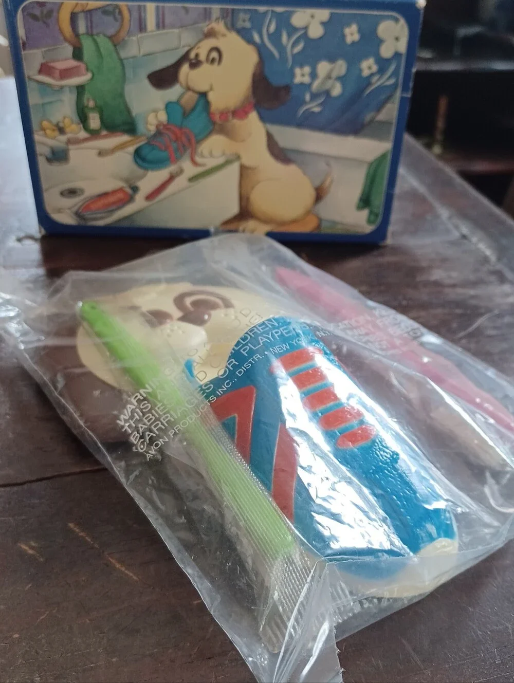 NIB Vintage 80s Avon Playful Pups complete unopened toothbrush holder set